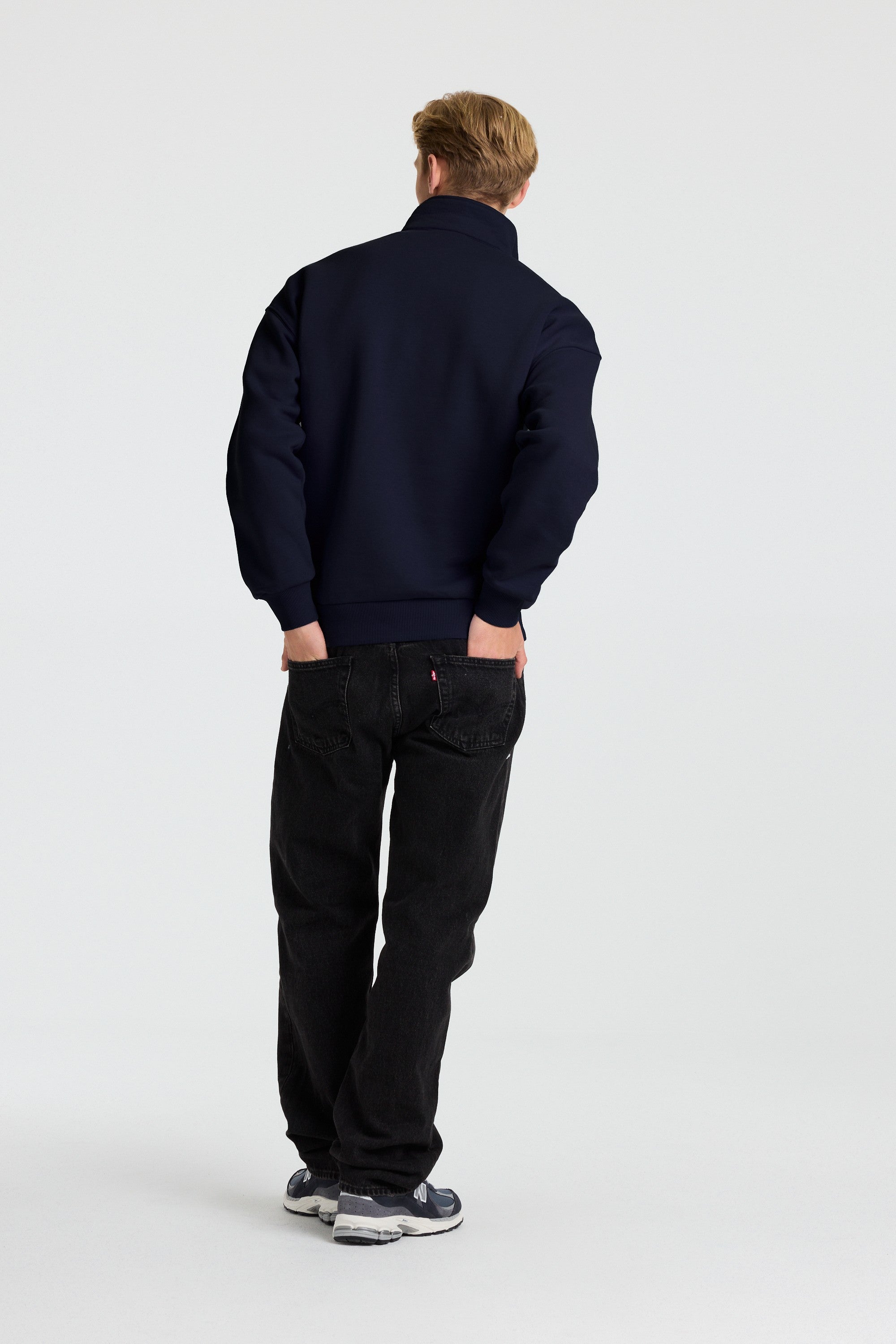 M. 1/4 Zip - Navy